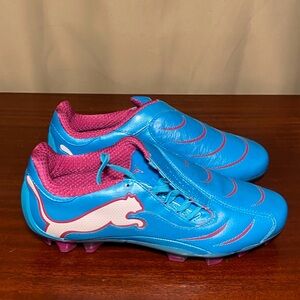 Puma Powercat 2.10 FG Soccer Cleats Vibrant Blue Atoll/ Fuchsia  Women’s 8.5